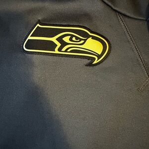 Men’s Nike salute to serve Gray Seahawks Hoodie with Patches